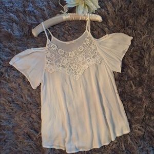 Cold shoulder with spaghetti straps top🥰